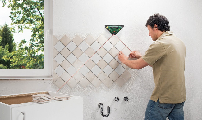 Лазерный уровень Bosch PLT 2 (0.603.664.20) Лазерный уровень Bosch PLT 2 (0.603.664.20)